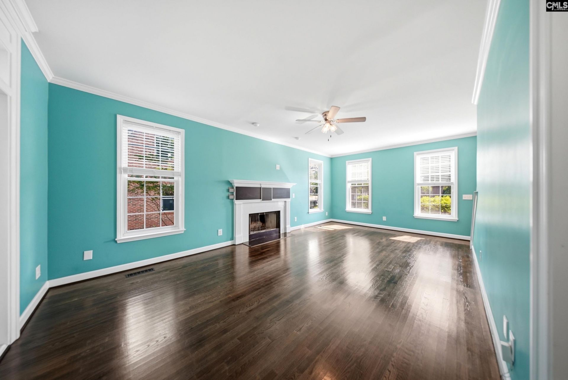 303 Plantation Parkway  Photo 6