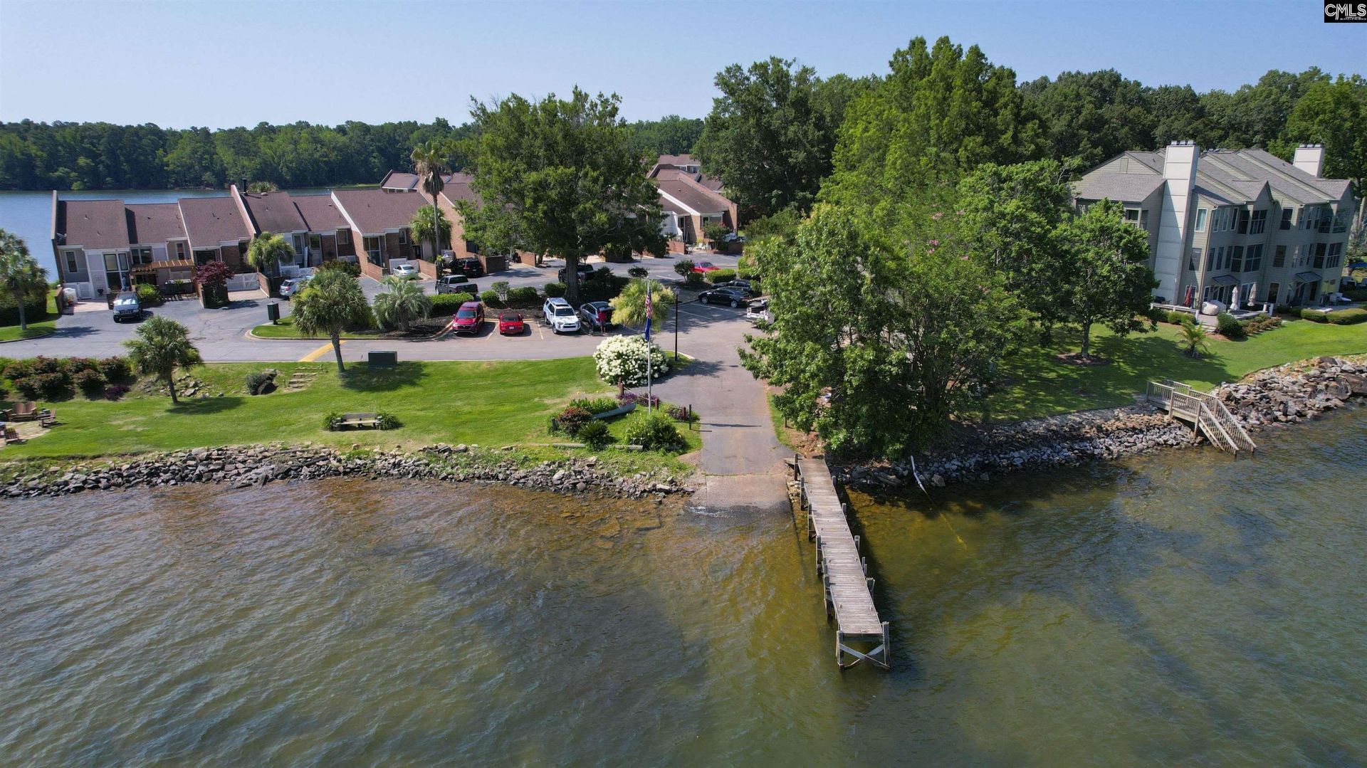 4 Holly Ferry Court  Photo 39