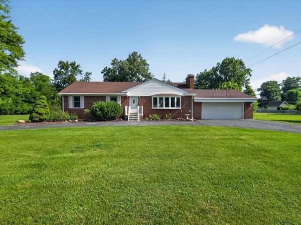 31350 Wentworth Street, Livonia, MI 48154