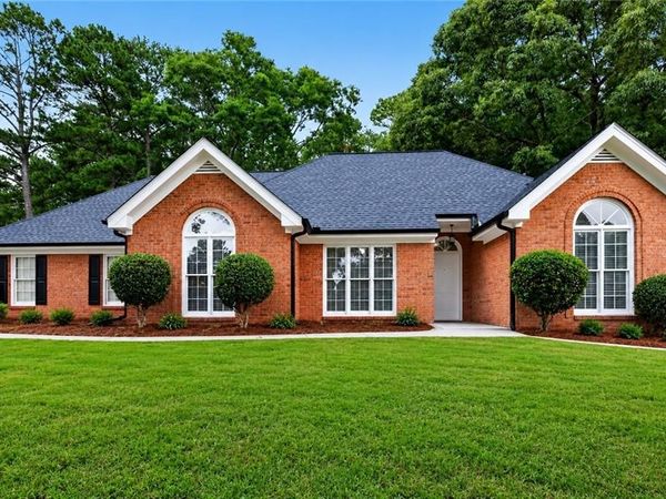 2008 Haymarket Place SE, Conyers, GA 30013