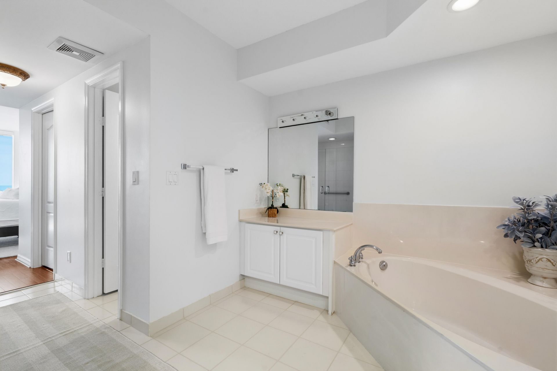 2900 N Highway, Unit 2-b, Fort Pierce, FL 34949 Photo