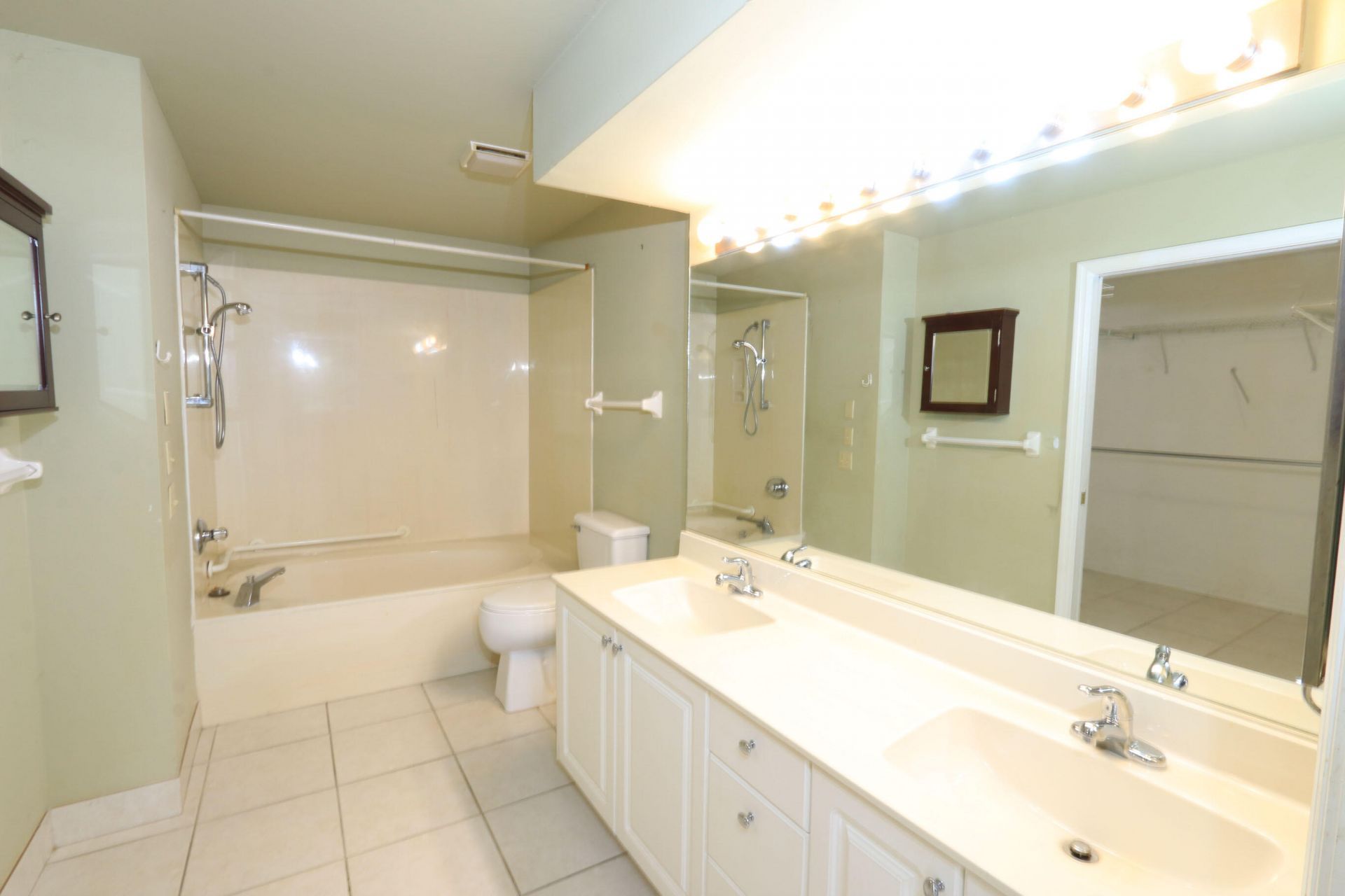 4074 Gator Trace Road, Fort Pierce, FL 34982 Photo