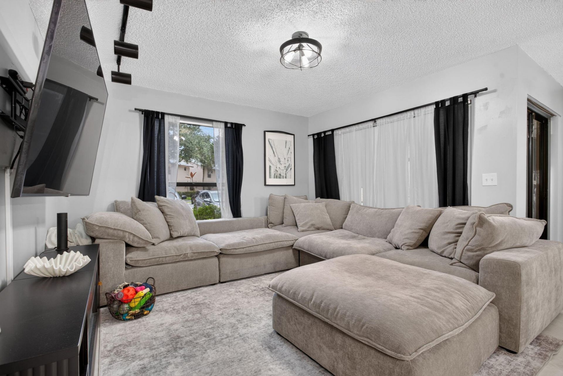 3331 NW 47th Avenue, Unit 3242, Coconut Creek, FL 33063 Photo