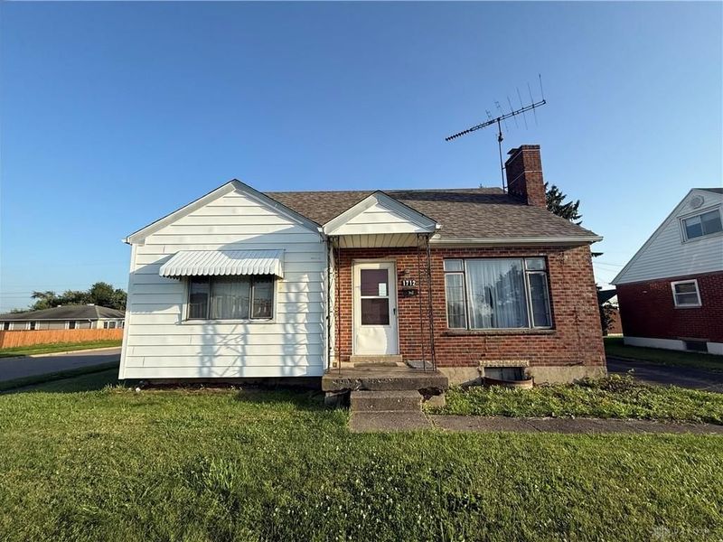 1712 E Dorothy Lane, Kettering, OH 45429 Photo 1