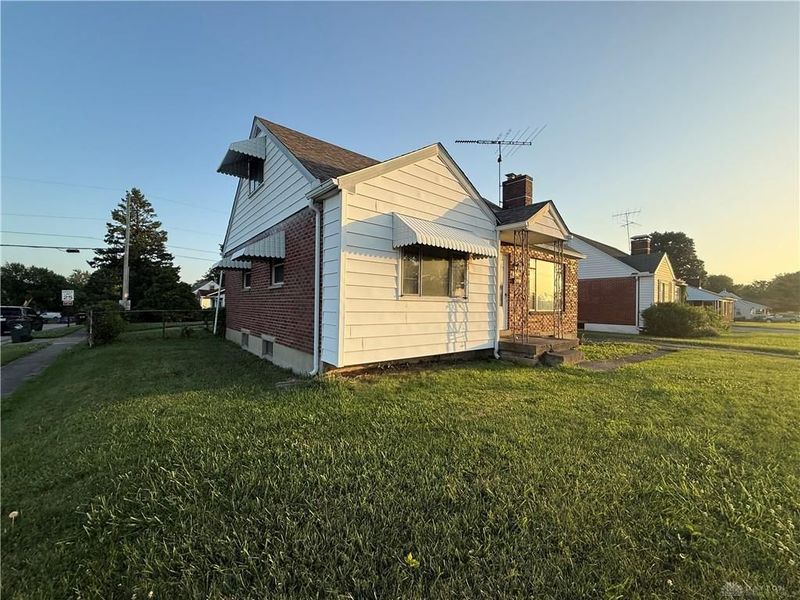 1712 E Dorothy Lane, Kettering, OH 45429 Photo 2