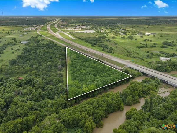 000 NW ZAC LENTZ PKWY , Victoria, TX 77905