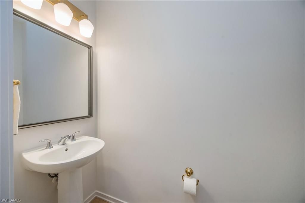 12964 Pembroke Dr, Naples, FL 34105 Photo