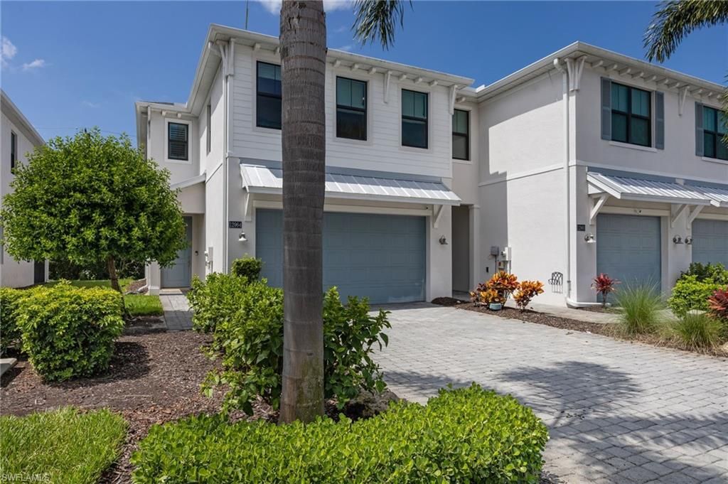 12964 Pembroke Dr, Naples, FL 34105 Photo