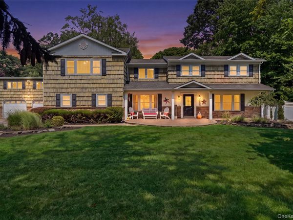 11 Tern Court, East Islip, NY 11730