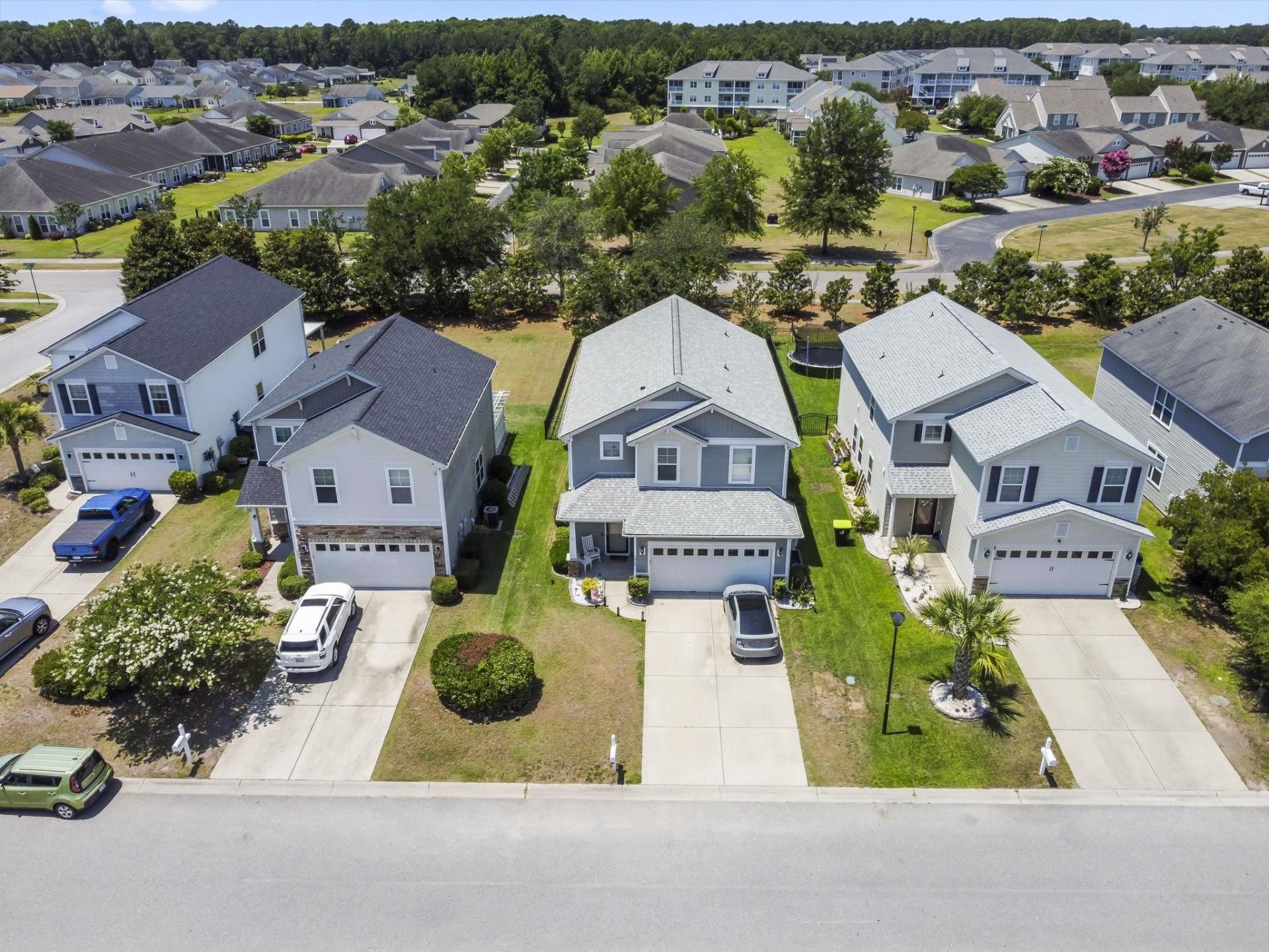 1060 Balmore Dr. Photo 4