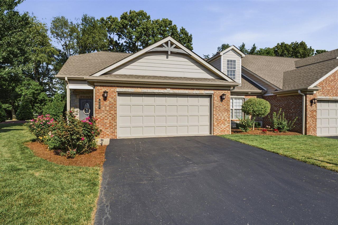 208 Chippewa Drive Unit 402, Bowling Green, KY 42103 Main Photo