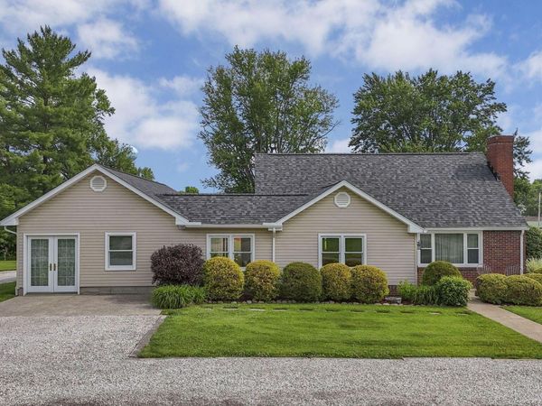 320 W Jefferson Street , Baltimore, OH 43105