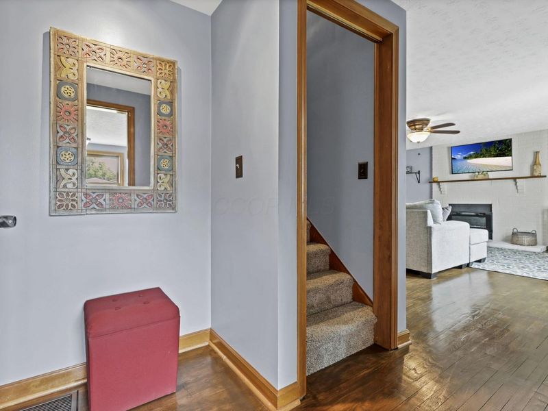 320 W Jefferson Street, Baltimore, OH 43105 Photo 15