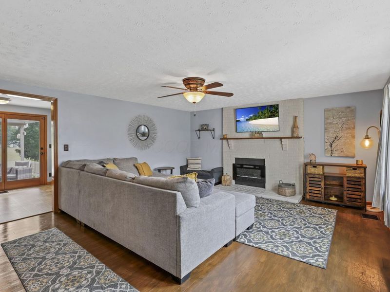 320 W Jefferson Street, Baltimore, OH 43105 Photo 16