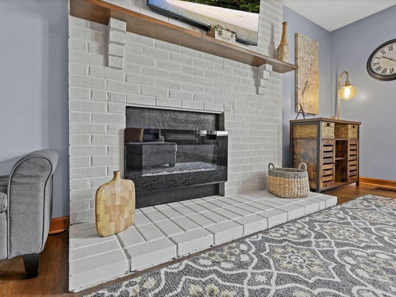 320 W Jefferson Street, Baltimore, OH 43105 Photo 18