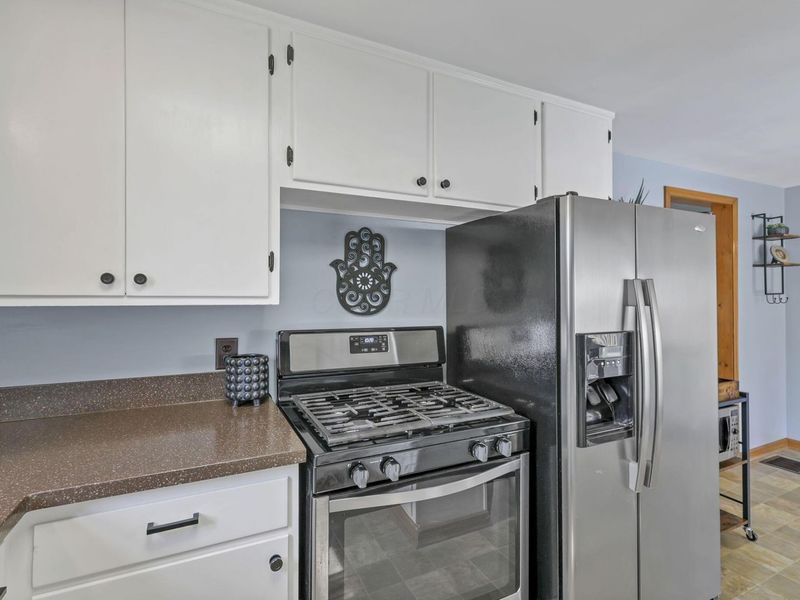 320 W Jefferson Street, Baltimore, OH 43105 Photo 23