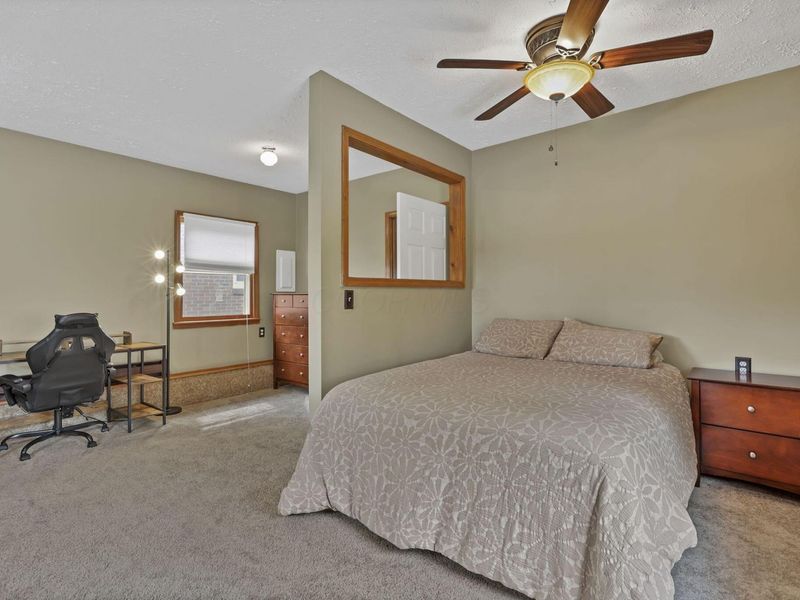 320 W Jefferson Street, Baltimore, OH 43105 Photo 52