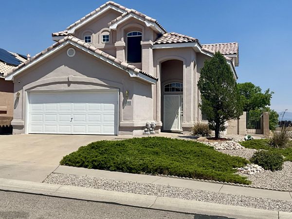 10400 Ridgecircle Drive NW, Albuquerque, NM 87114