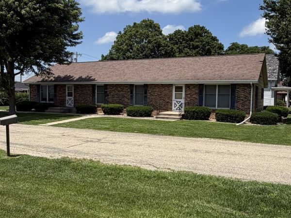 Ladd, IL 61329