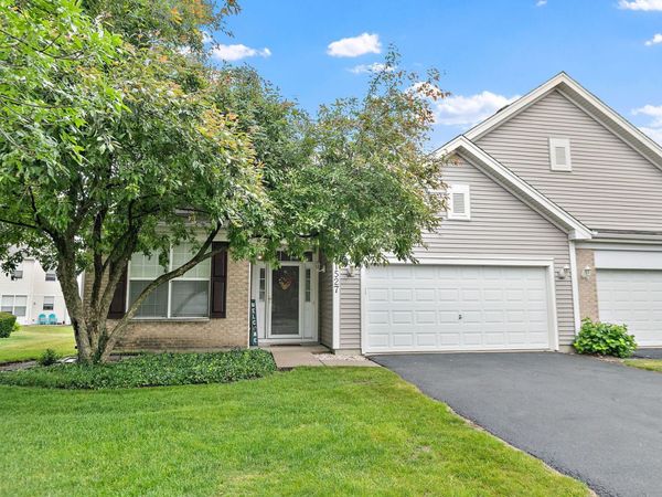 1527 Waterside Drive , DeKalb, IL 60115