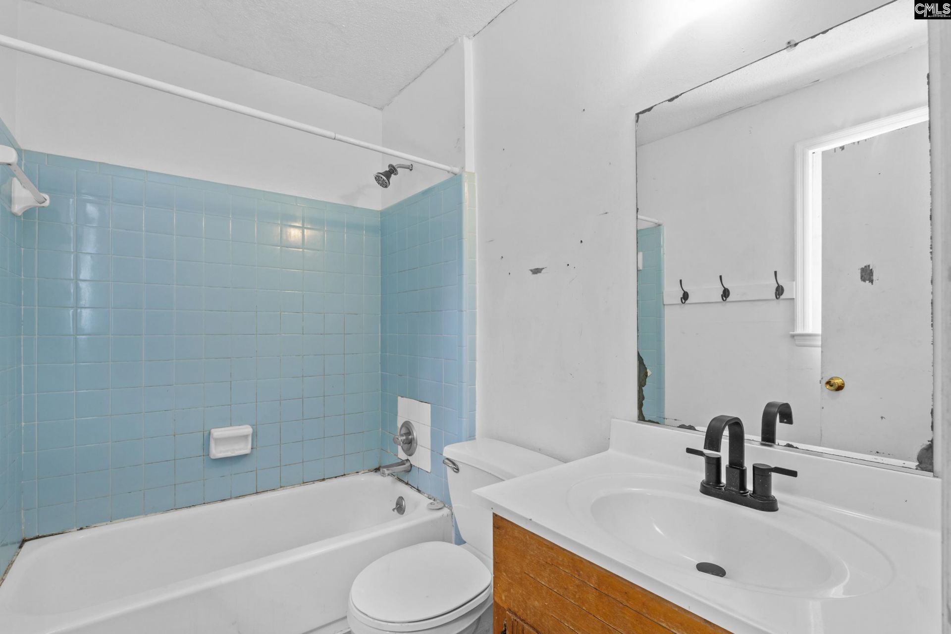 101 Nutmeg Road  Photo 8