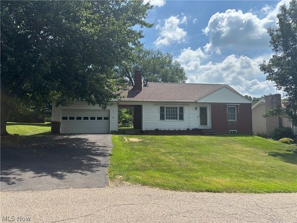 3110 Lookout Drive , Zanesville, OH 43701