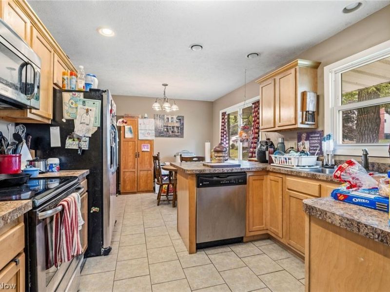 1585 Kingsley Avenue, Akron, OH 44313 Photo 36