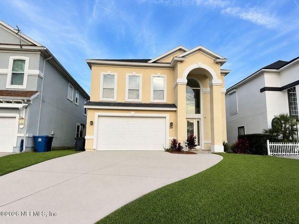 692 SAND ISLES Circle, Ponte Vedra Beach, FL 32082