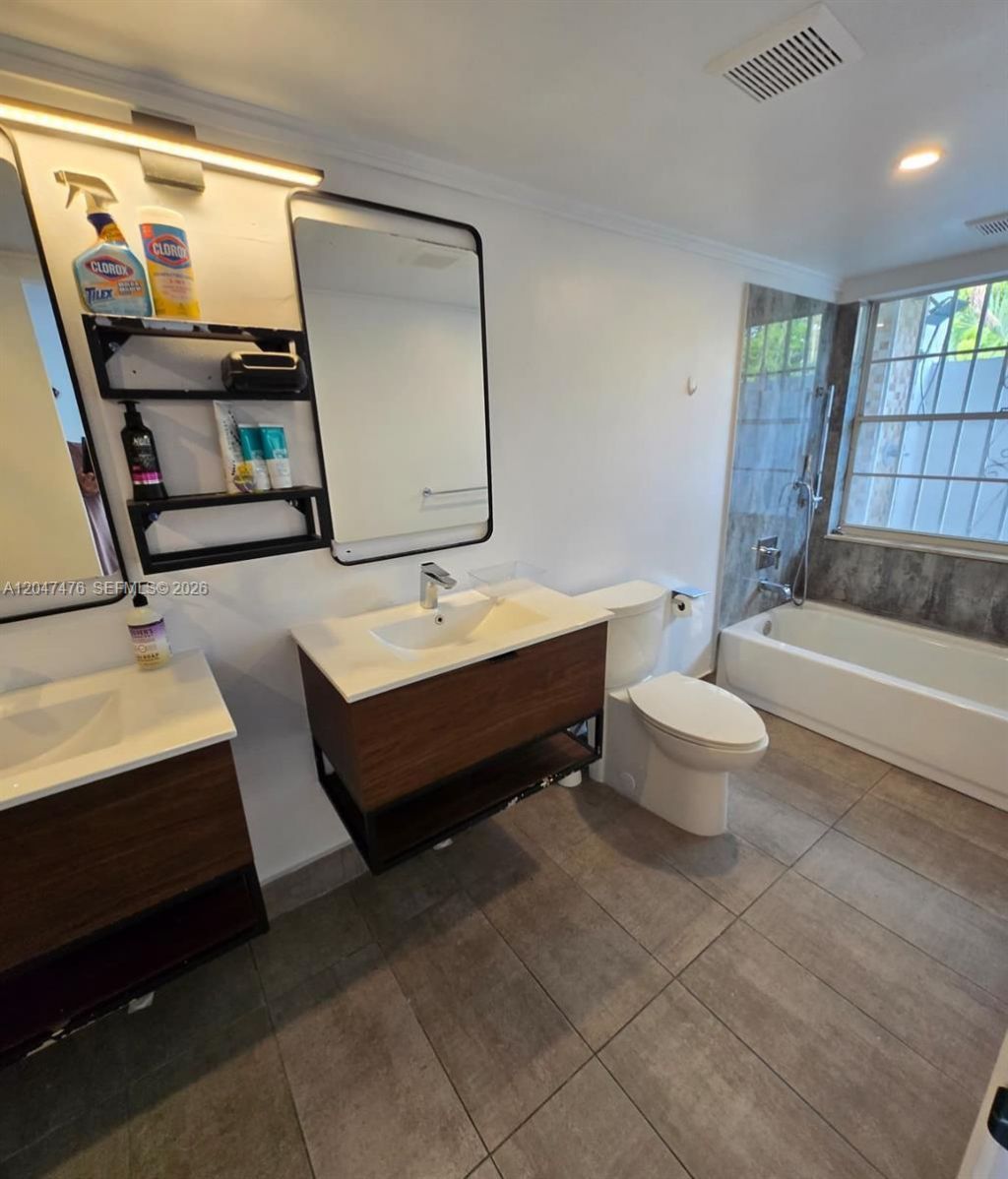 926 NE 27th Ave, Unit 926, Hallandale Beach, FL 33009 Photo