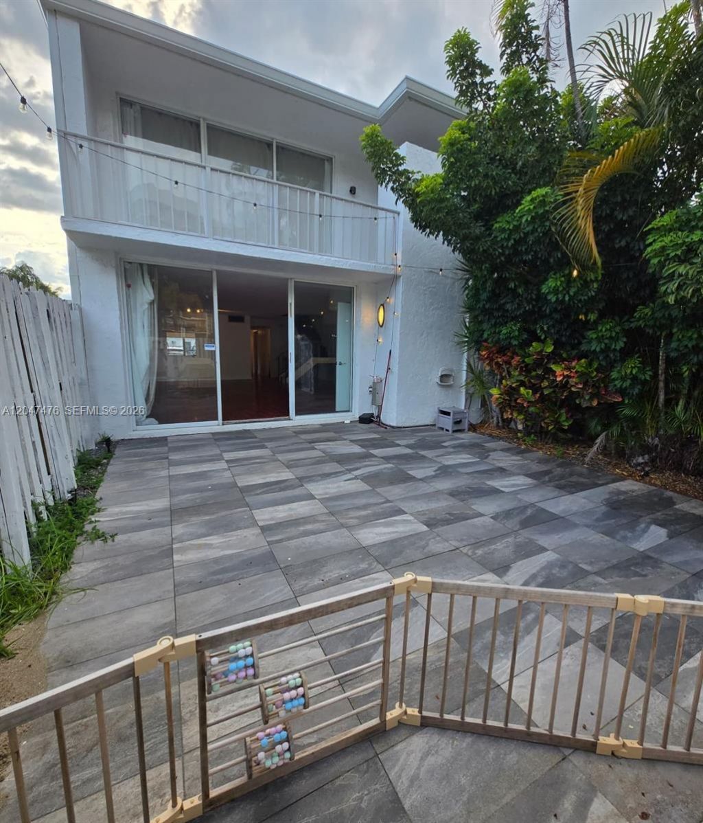 926 NE 27th Ave, Unit 926, Hallandale Beach, FL 33009 Photo