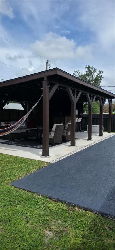 2037 SW Aquarius Ln, Port Saint Lucie, FL 34984 Photo