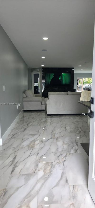 2037 SW Aquarius Ln, Port Saint Lucie, FL 34984 Photo
