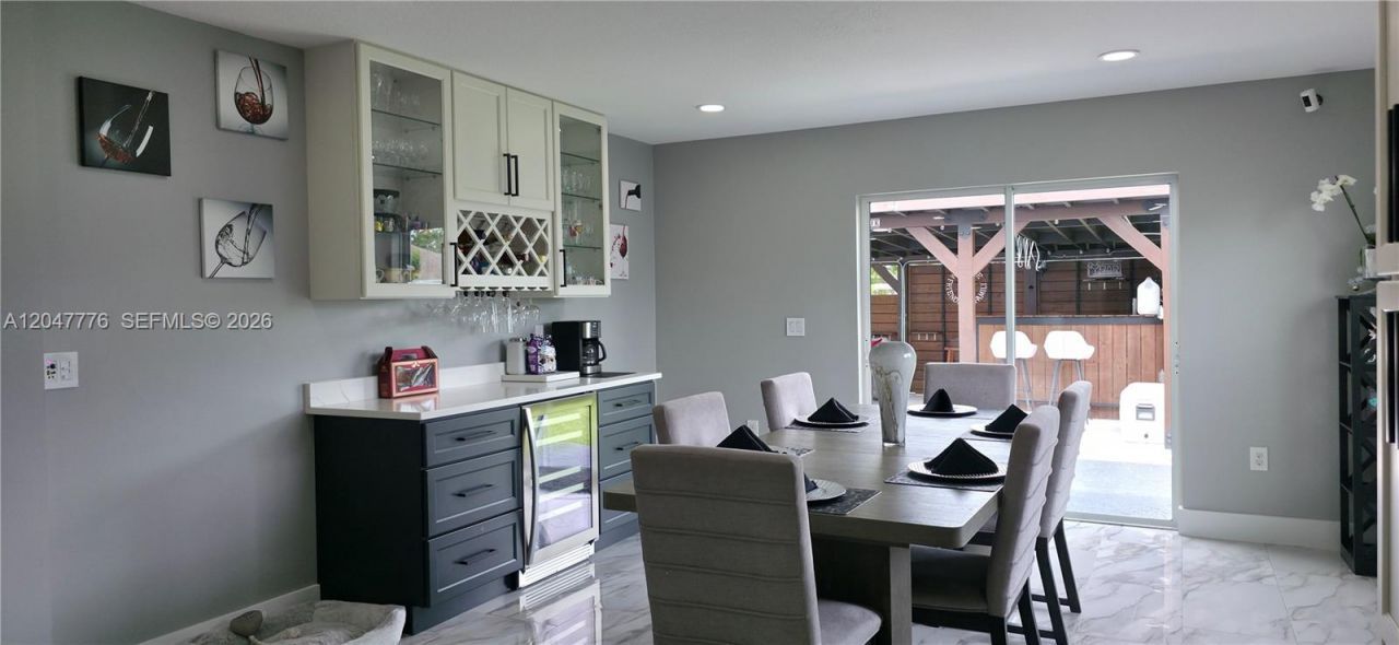 2037 SW Aquarius Ln, Port Saint Lucie, FL 34984 Photo