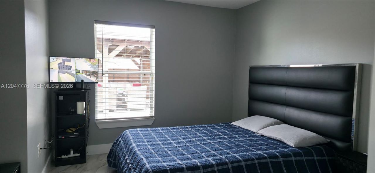 2037 SW Aquarius Ln, Port Saint Lucie, FL 34984 Photo