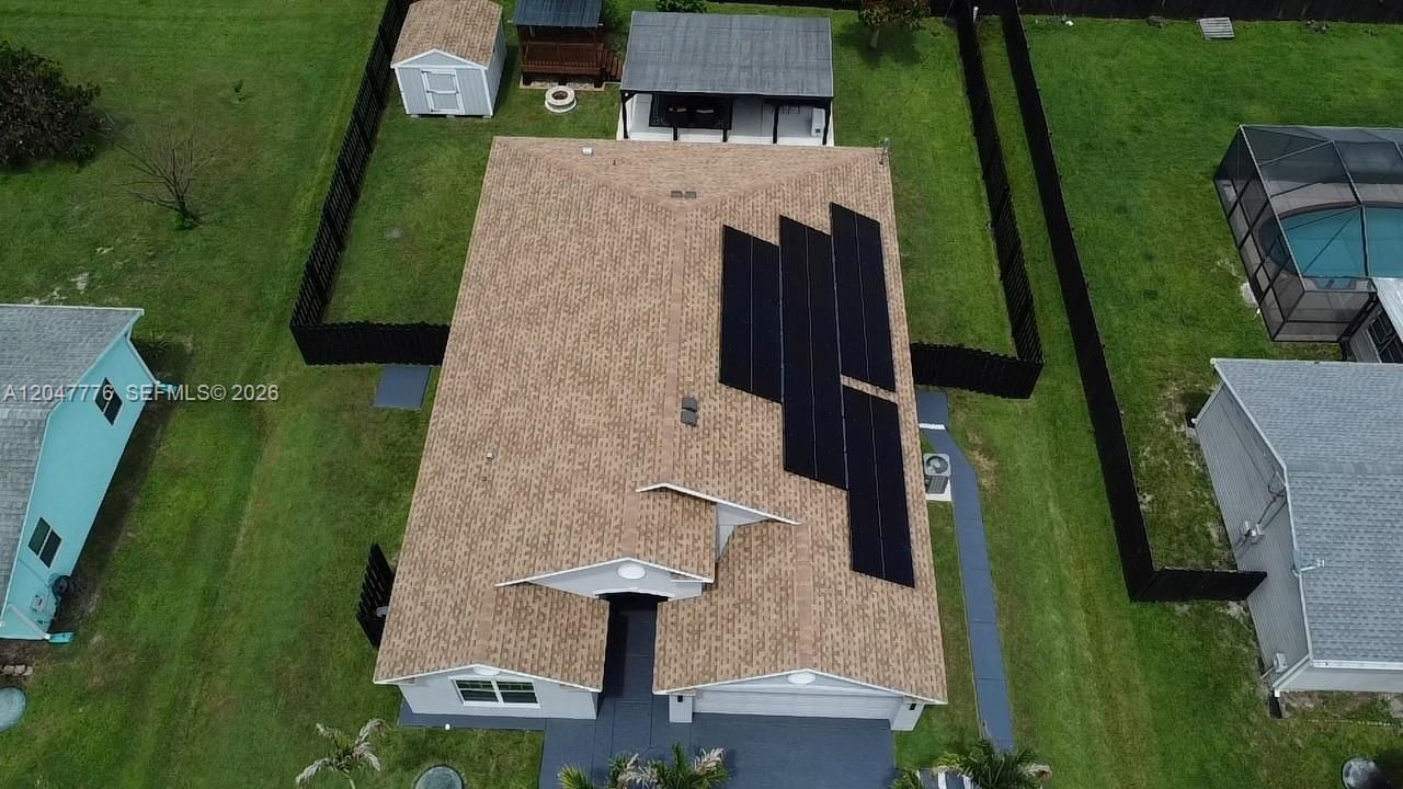 2037 SW Aquarius Ln, Port Saint Lucie, FL 34984 Photo