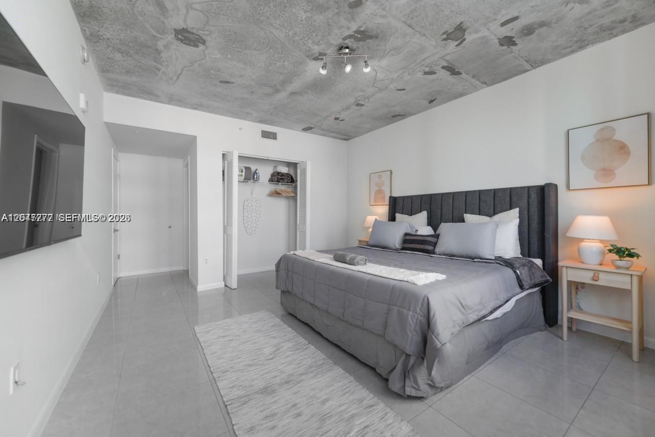 3250 NE 1st Ave , Unit 901, Miami, FL 33137 Photo