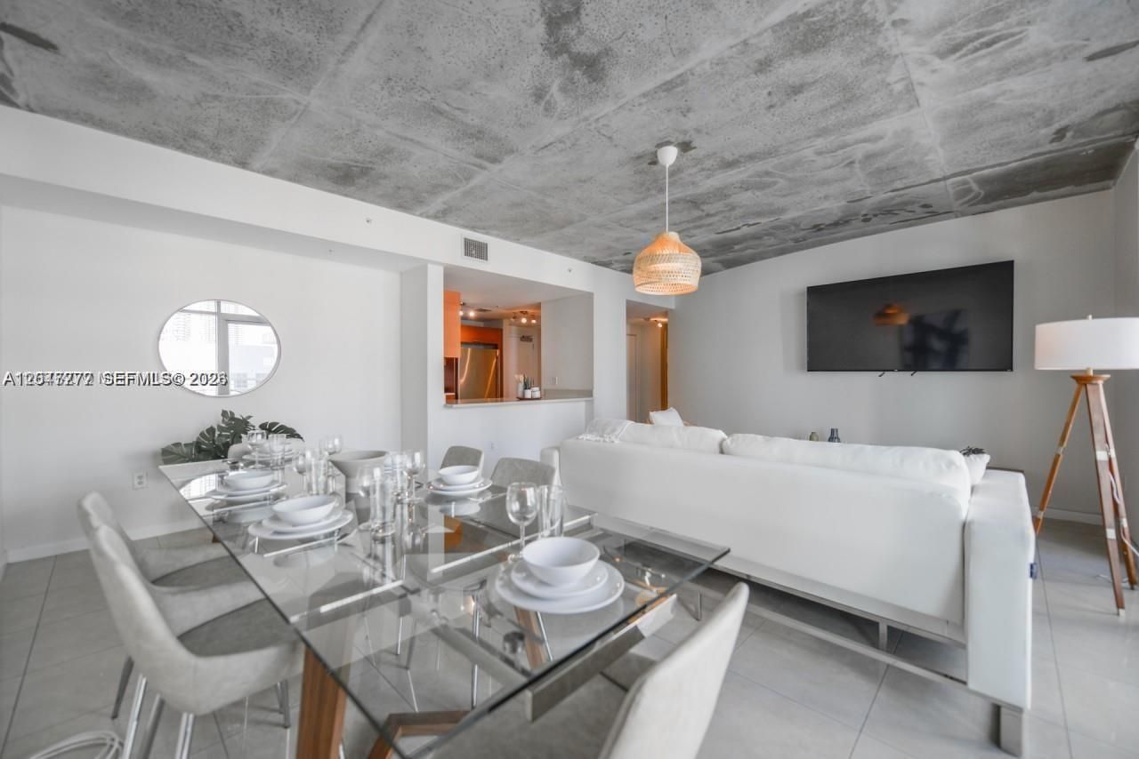 3250 NE 1st Ave , Unit 901, Miami, FL 33137 Photo