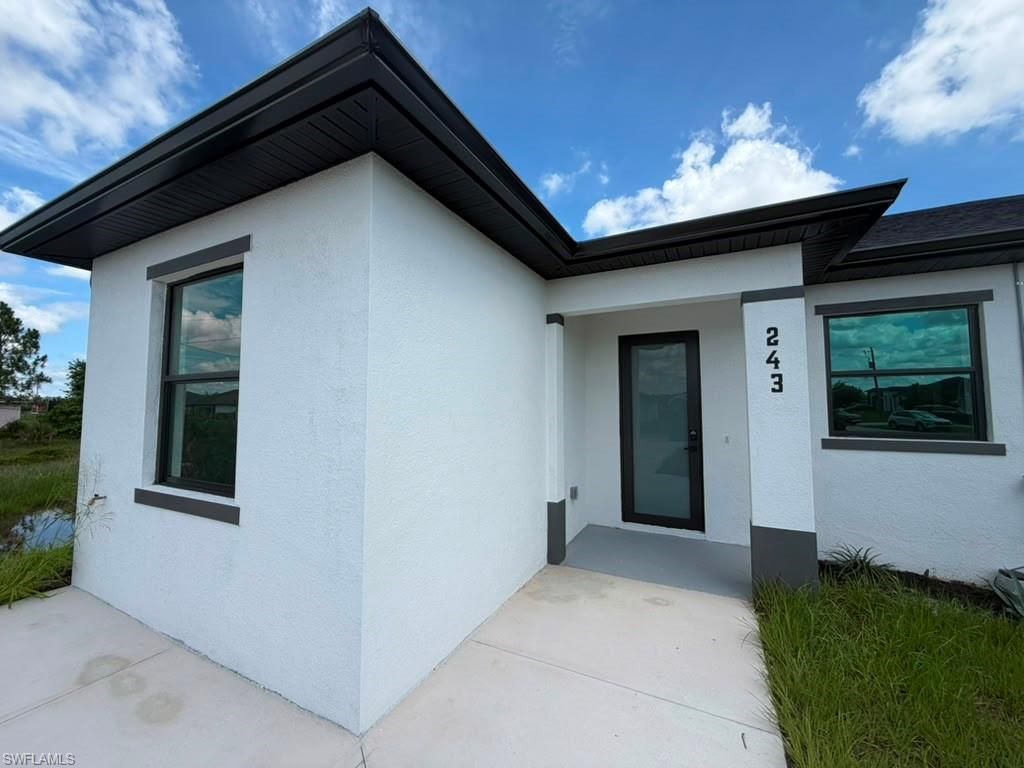905 Homestead Rd , Lehigh Acres, FL 33974 Photo