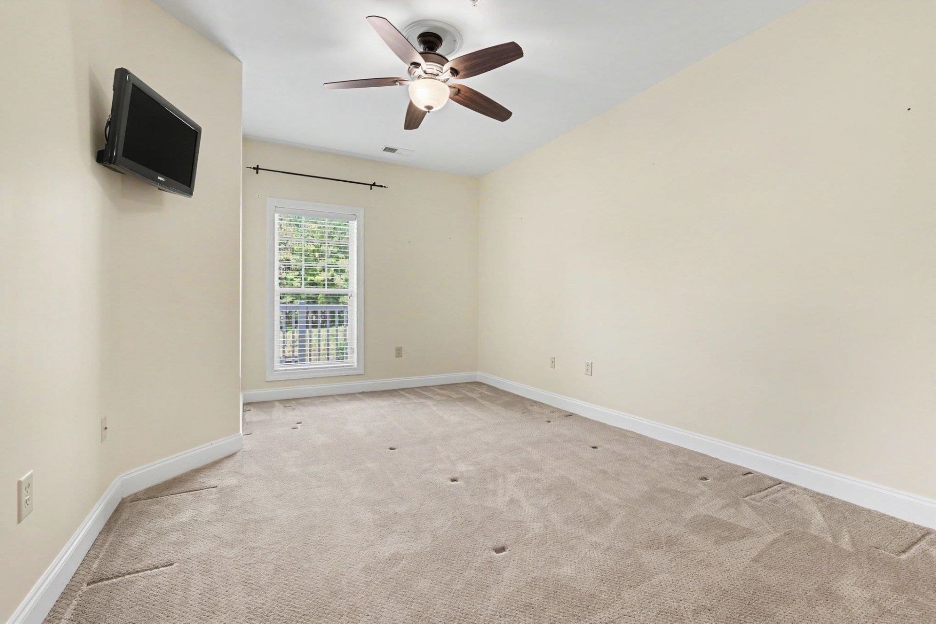 1025 World Tour Blvd. Photo 19