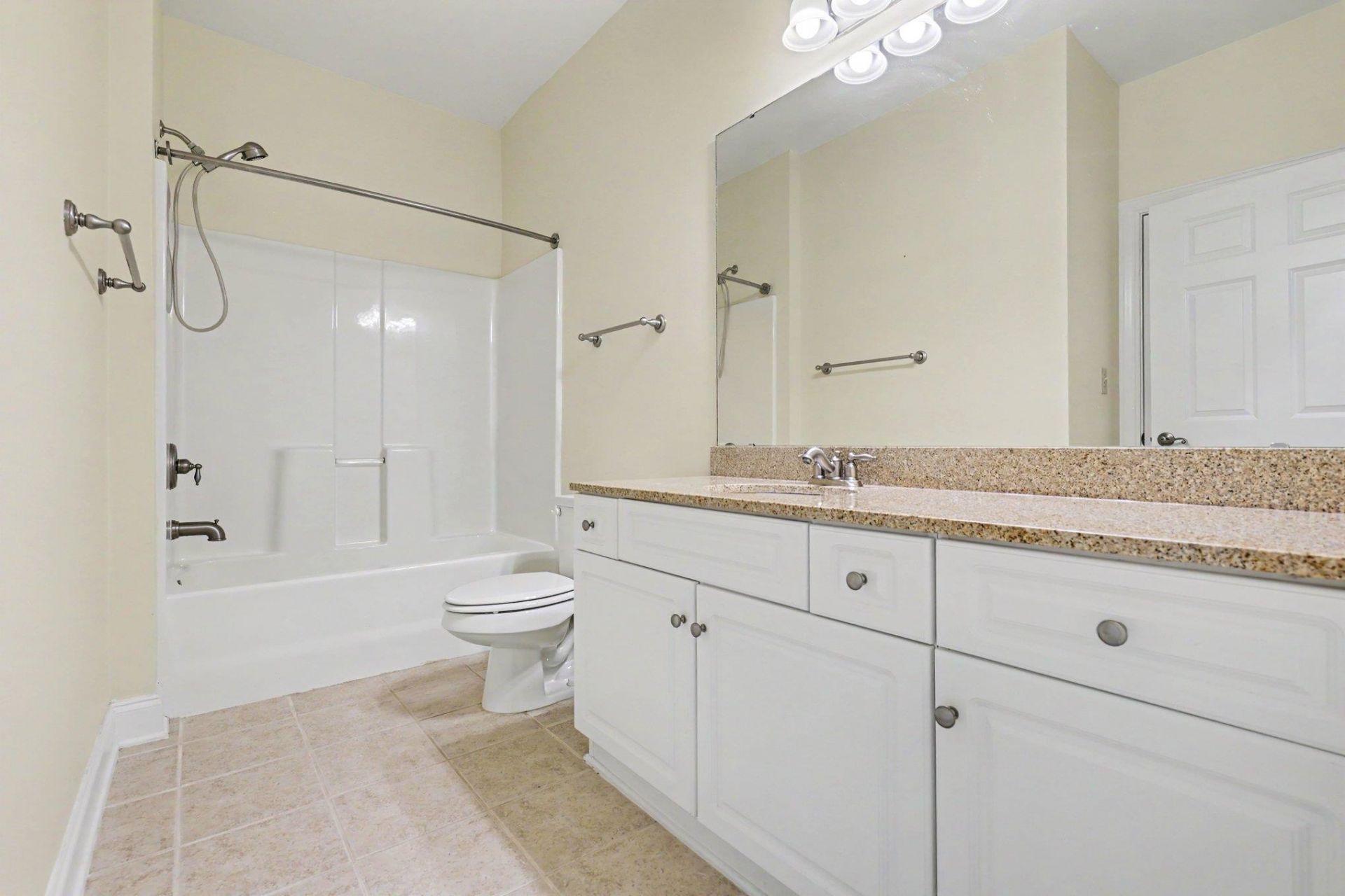1025 World Tour Blvd. Photo 20