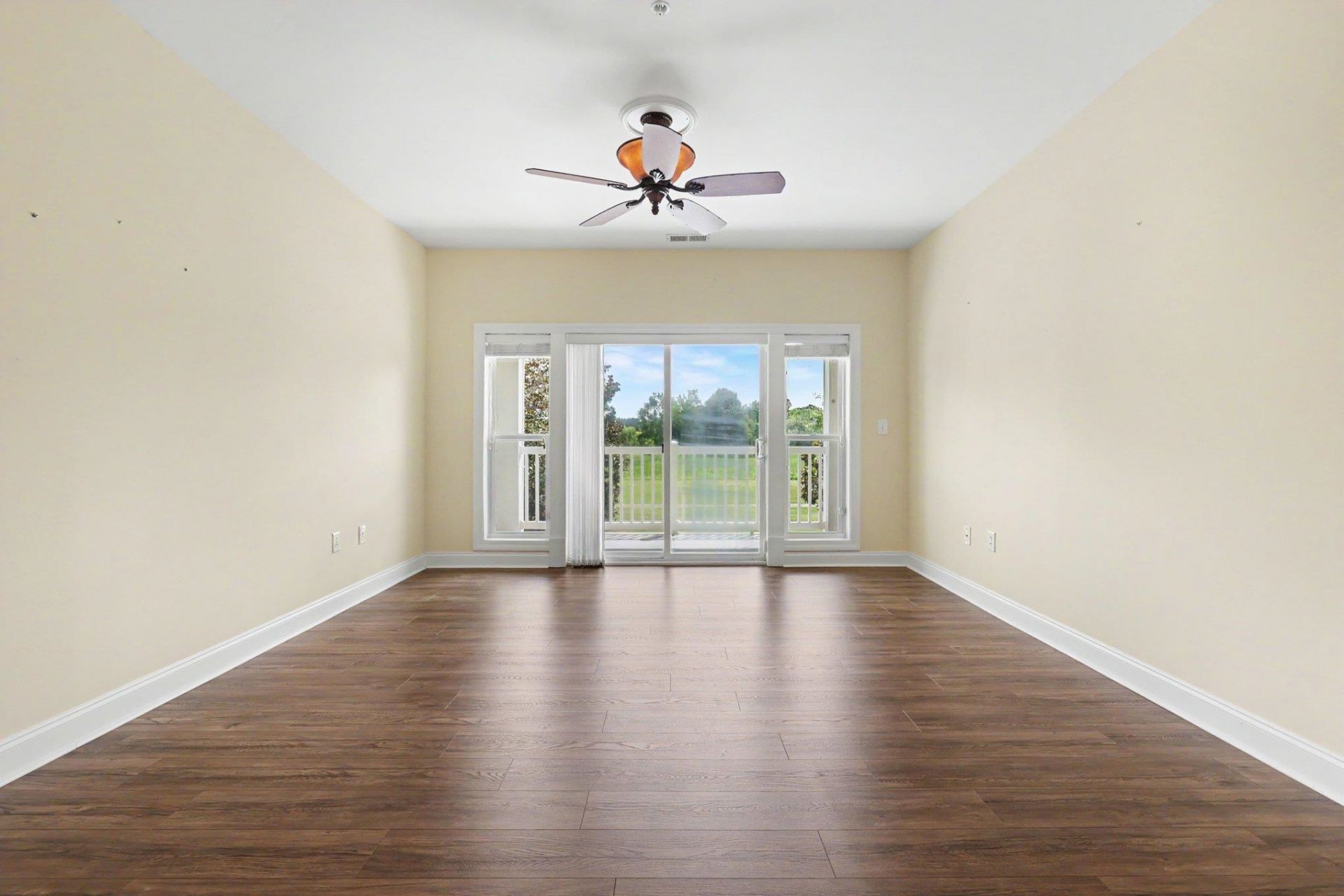1025 World Tour Blvd. Photo 5