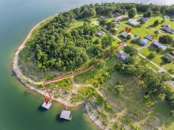 1054 Kalijah Road, Protem, MO 65733