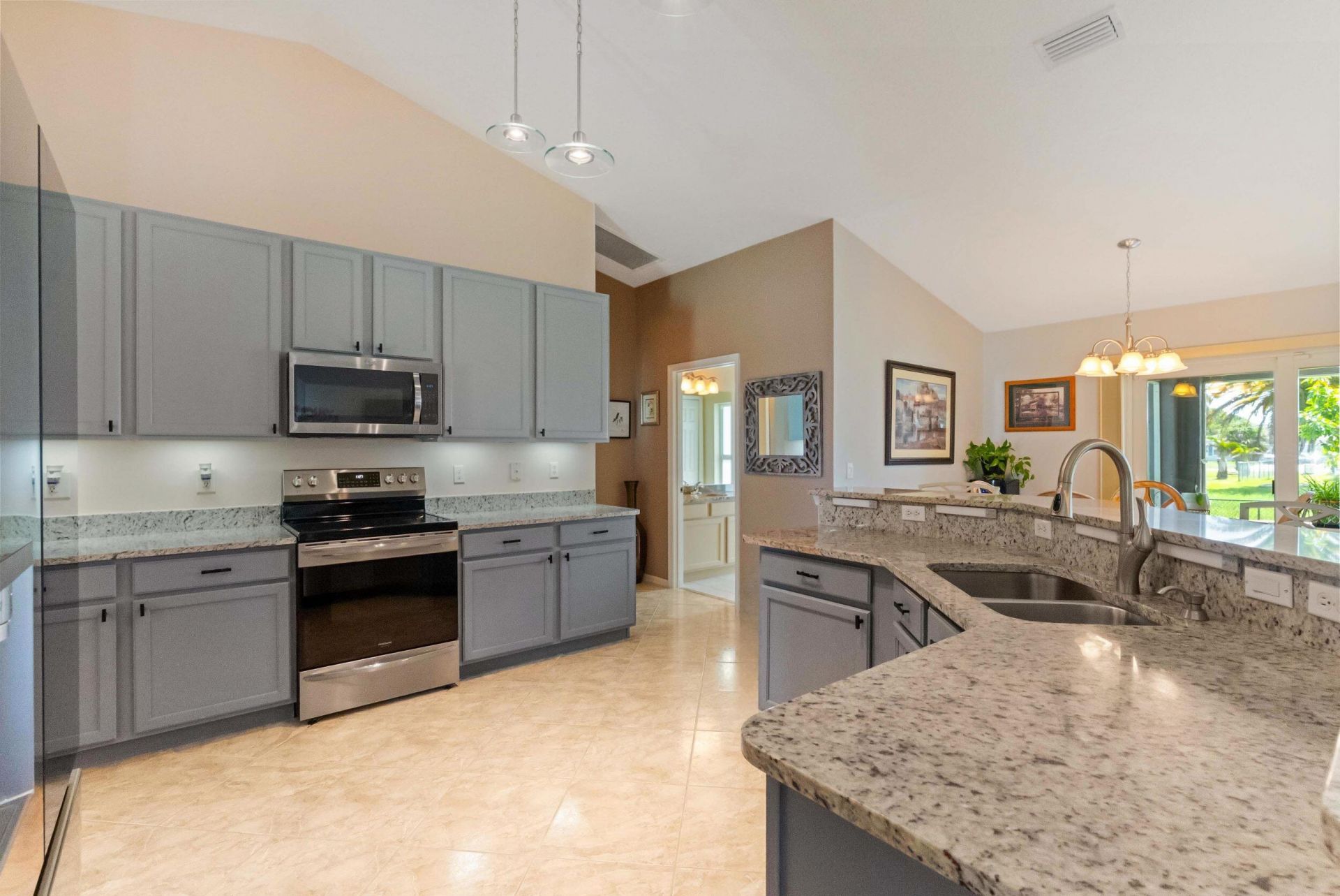 4025 SW Kadlic Street, Port Saint Lucie, FL 34953 Photo