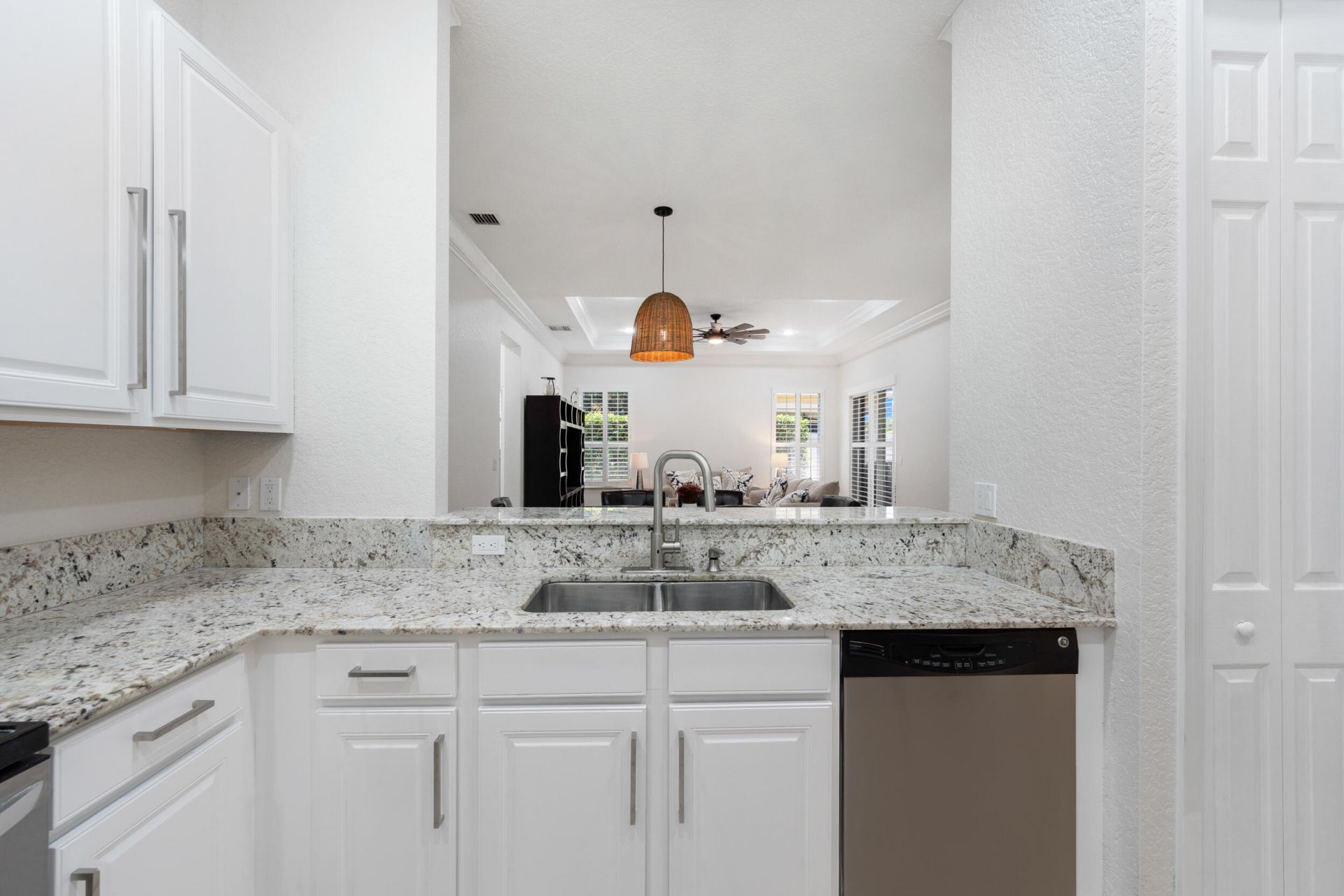 10117 SW Canossa Way, Port Saint Lucie, FL 34986 Photo