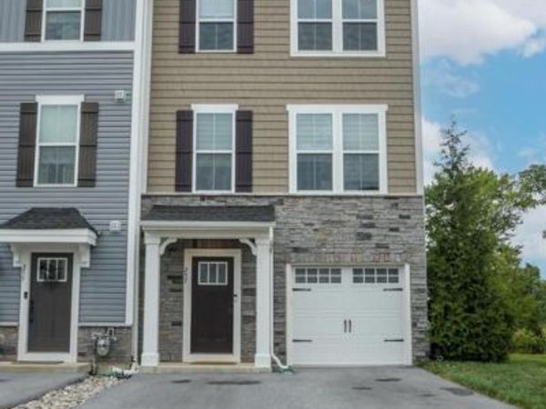 257 SUGAR MAPLE SQUARE , DOWNINGTOWN, PA 19335