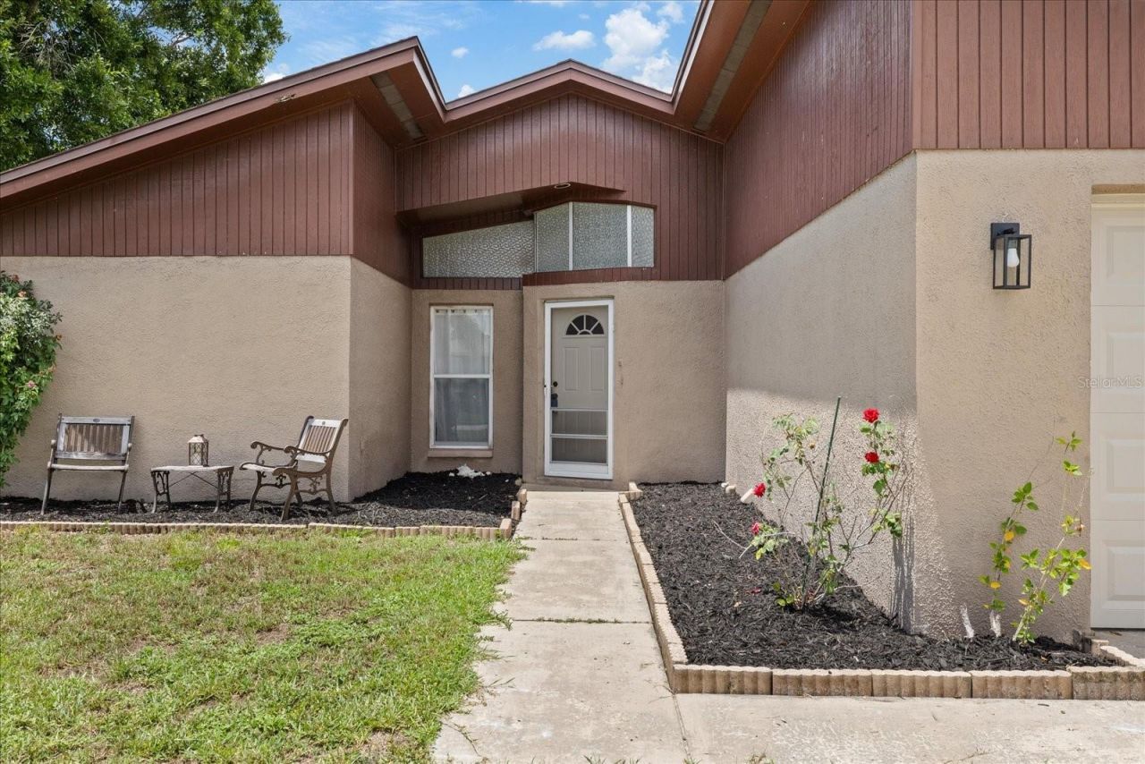 5653 Lima Drive , Holiday, FL 34690 Photo