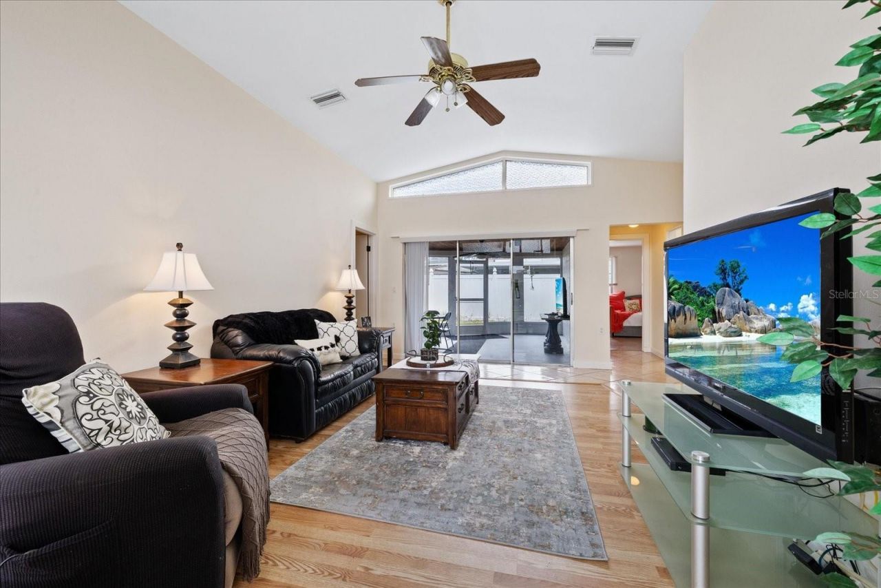 5653 Lima Drive , Holiday, FL 34690 Photo