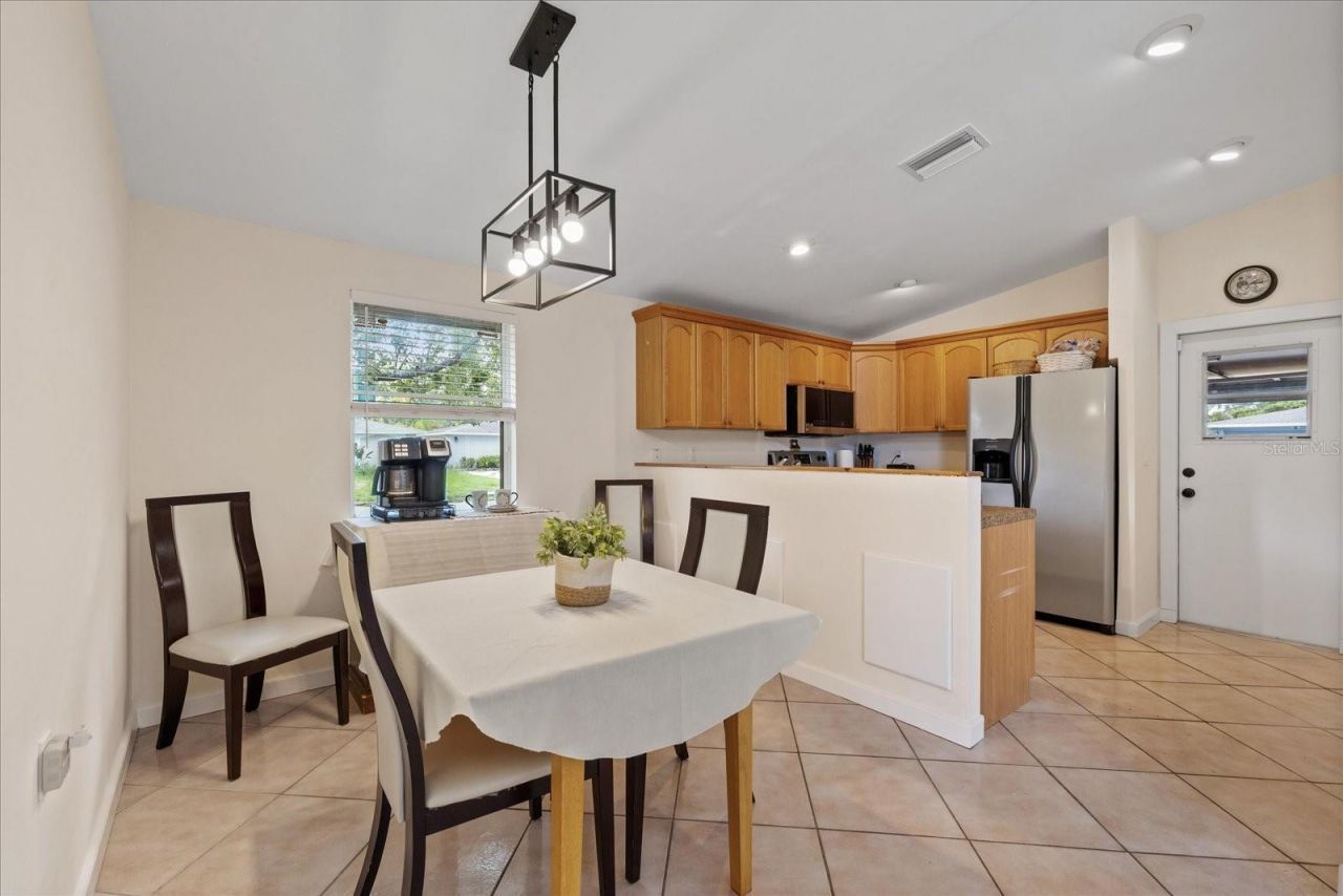 5653 Lima Drive , Holiday, FL 34690 Photo