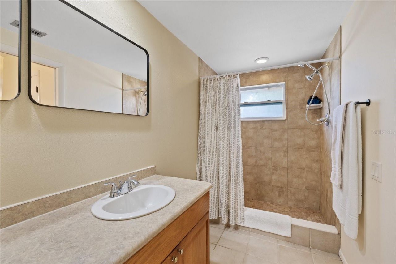5653 Lima Drive , Holiday, FL 34690 Photo