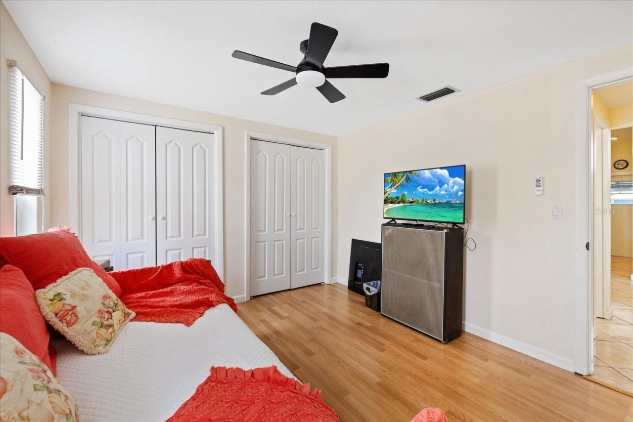 5653 Lima Drive , Holiday, FL 34690 Photo